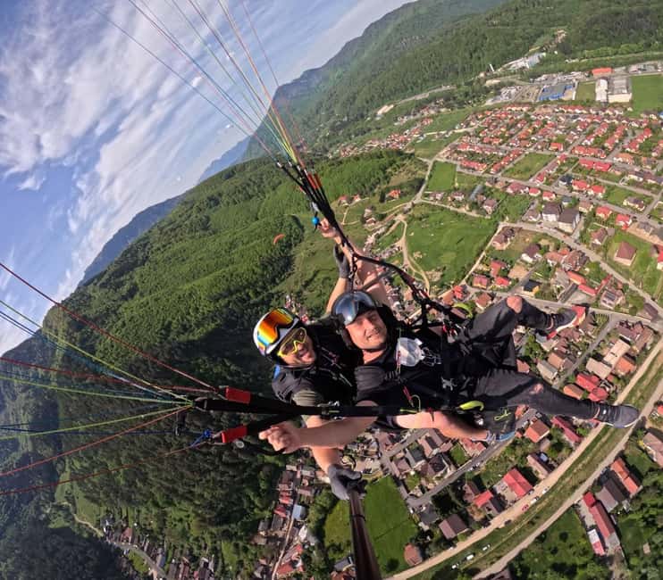 Braov: Tandem Paragliding Flight with Cable Car Ride - Paragliding with a Certified Pilot Over the Carpathians