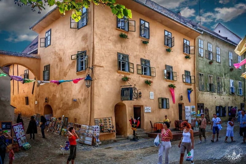 Brasov: Biertan, Sighisoara, and Saschiz Day Trip - Exploring the Fortified Church of Biertan