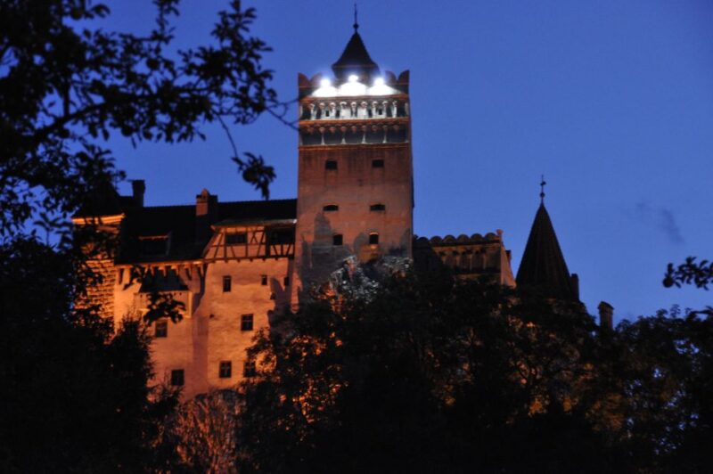 Brasov: Peles Castle, Bran Castle & Rasnov Fortress Day Tour - Peles Castle: The Enchanting Royal Residence