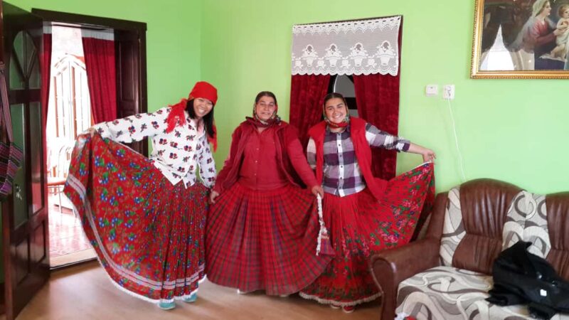 Brasov: Sighisoara, Biertan & Romani Culture Guided Tour - Biertan’s UNESCO-Listed Fortified Church