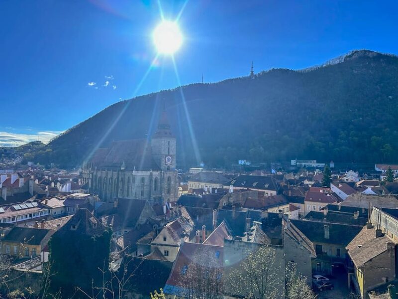 Brasov: Walking Tour of the Old Town & Photo Hotspots - Discovering the Hidden Gems of Brasov’s Old Walls and Streets