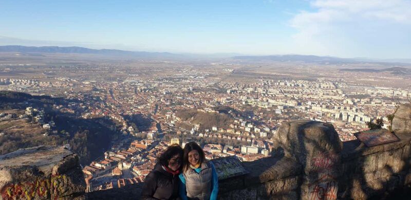 Brasov's Mountain Hike tour with Daisy - Explore Brasov’s Tampa Mountain with Expert Guide Daisy