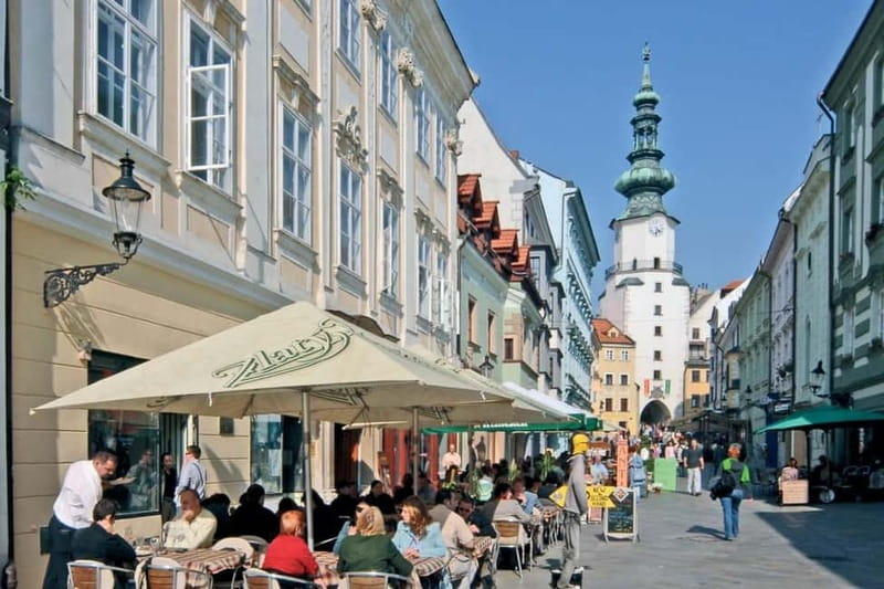 Bratislava: 1-Hour Small Group Walking Tour - Key Points