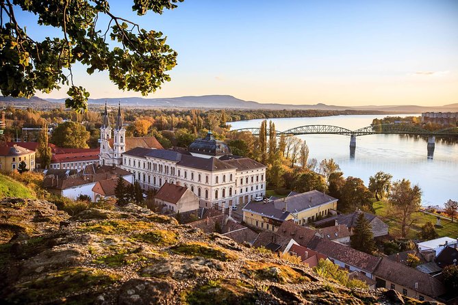 Bratislava-Budapest One-Way Sightseeing Transfer - Guided Commentary Enhances the Journey