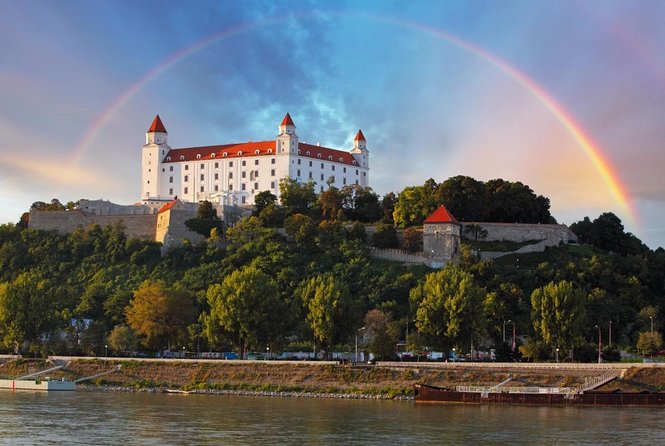 Bratislava City Walking Tour with Castle Ticket - Key Points
