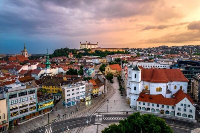 Bratislava City Walking Tour with Castle Ticket - The Role of the Guide in Enhancing the Experience