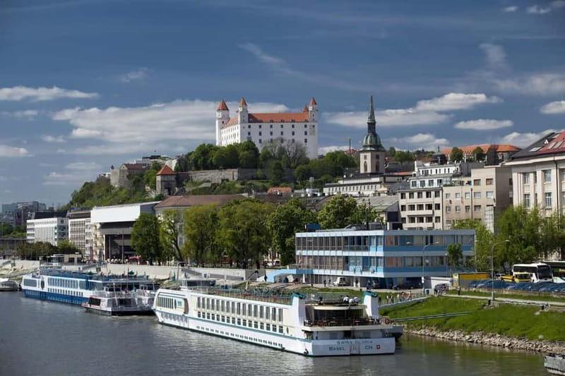 Bratislava: Guided Walking Tour with Castle Entry Ticket - Discover the Best of Bratislava’s Historic Center and Castle in a Guided Tour