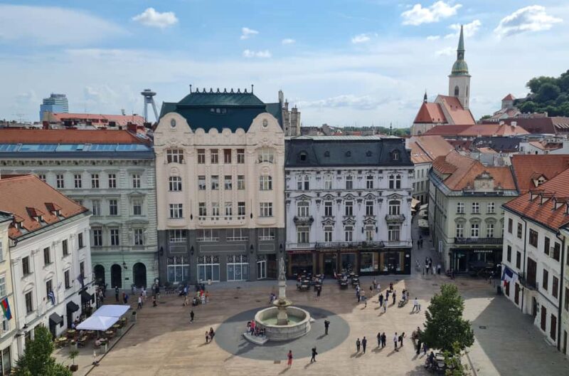Bratislava: Old City History 2-hours Walking Tour - Key Points