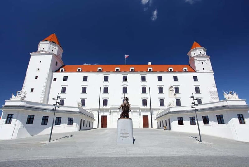 Bratislava Old Town Highlights Private Walking Tour - Visiting the Gothic St. Martin’s Cathedral