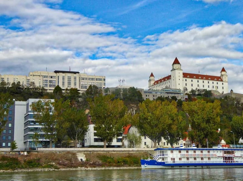 Bratislava: Panorama Cruise with Unlimited Prosecco - Cancellation Policy and Flexibility