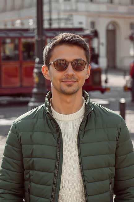 Bratislava: Private Photoshoot with Edited Photos - Personalized Style and Mood Preferences Before the Shoot