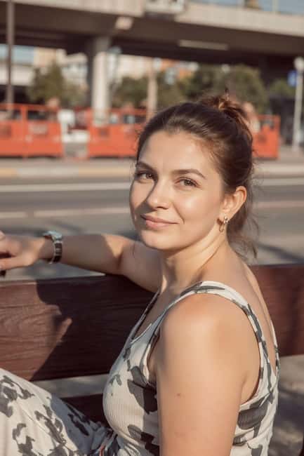 Bratislava: Private Photoshoot with Edited Photos - Receiving Edited, High-Resolution Photos Within 48 Hours