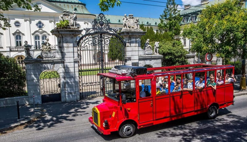 Bratislava: Sightseeing Bus Tour - Key Points