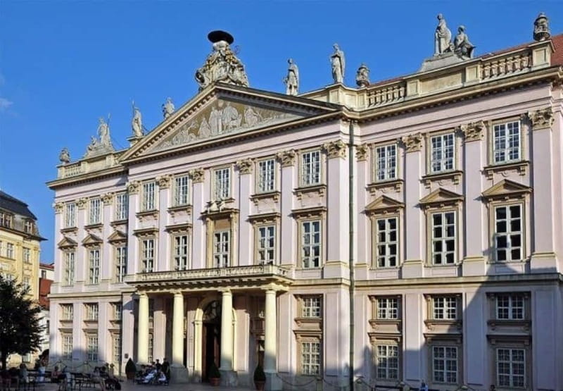 Bratislava - Top Sights Guided Tour - Visiting Bratislava Castle and Its Surroundings