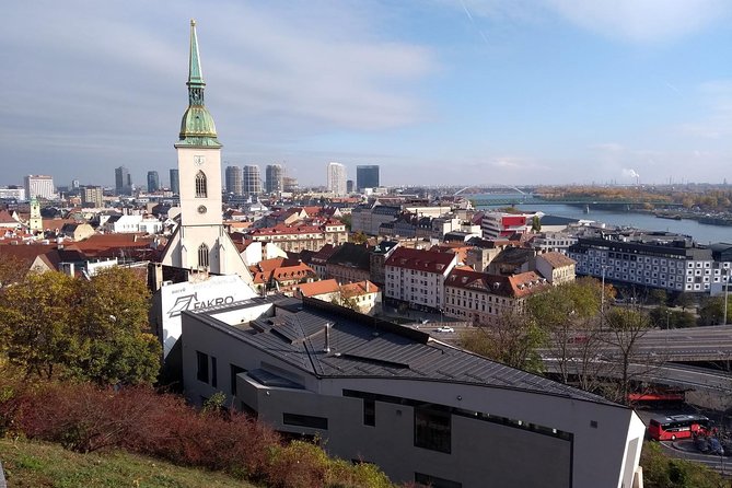 Bratislava walk tour with bonuses and castle 3 + Tip, kids free - Ongoing Life on Obchodná Street