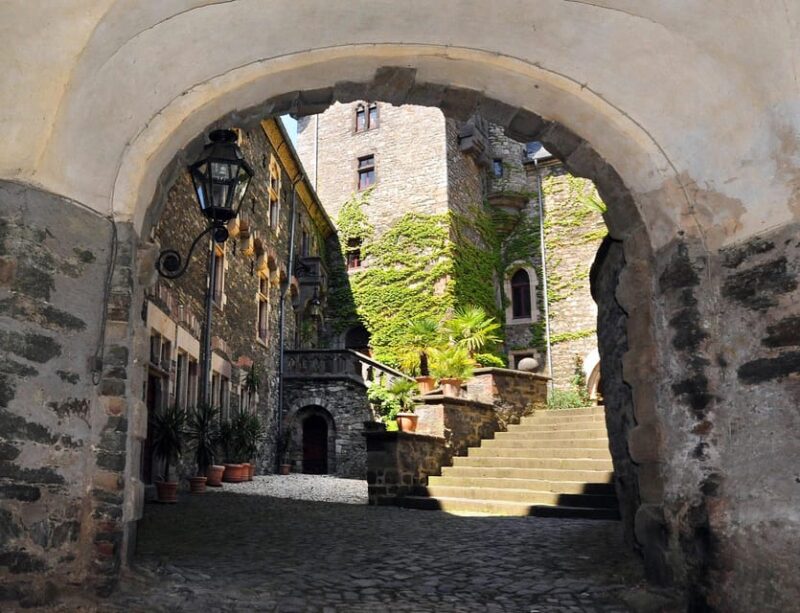 Braunfels: Guided Tour of the Fairytale Castle Braunfels - Practical Details and Meeting Arrangements