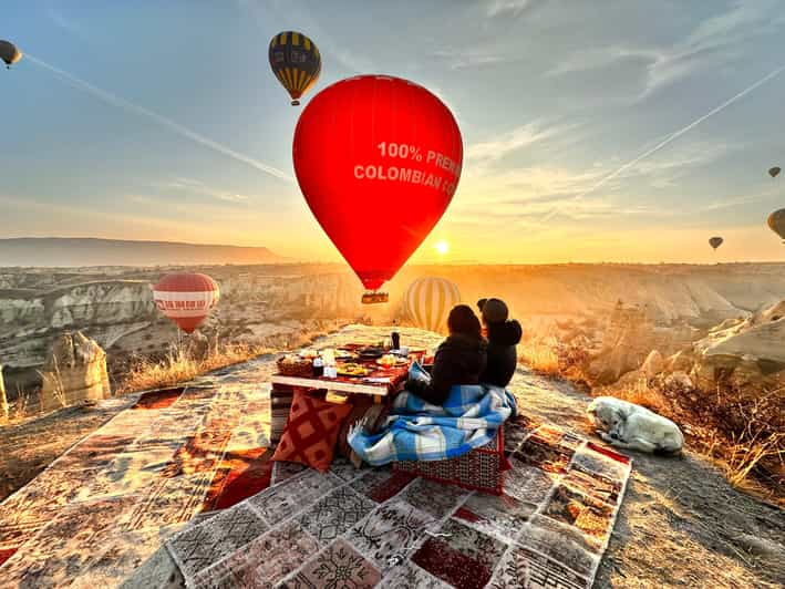 Breakfast with balloons in the valley ( private table ) - What’s Included in the Cappadocia Balloon View Breakfast