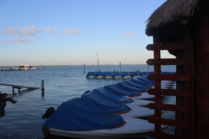 Breathtaking experience driving a speedboat in Cancun with Snorkeling included - Safety and Guide Support