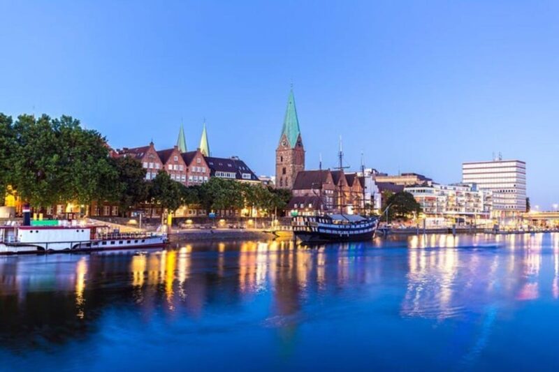 Bremen : Must-See Walking tour With A Guide ( Private tour ) - Exploring Bremen’s Main Sights on a Private Tour