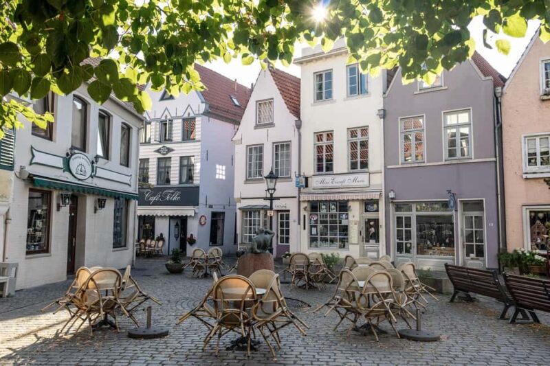 Bremen private guided walking tour of city - Explore Bremen’s Iconic Market Square and UNESCO Sites