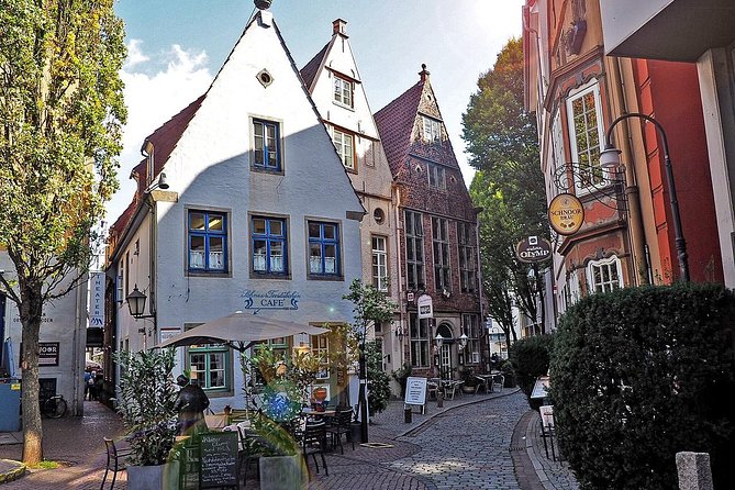 Bremen - Private Historic Walking Tour - The Role and Style of the Night Watchman Guide
