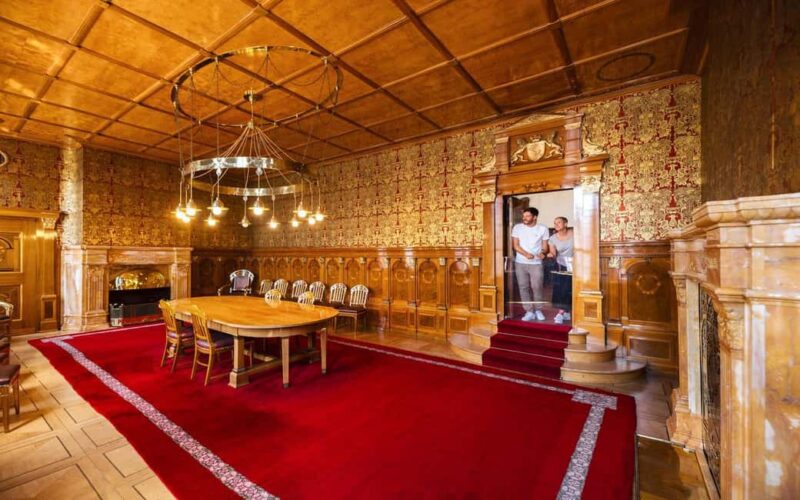 Bremen: Public Tour of the Town Hall (Tour in English) - Inside the Main Rooms and Notable Highlights