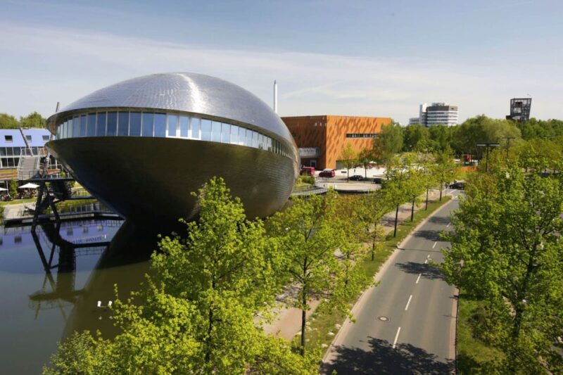 Bremen: Universum Science Center Entrance Ticket - Natural Phenomena: Why the World Looks the Way It Does