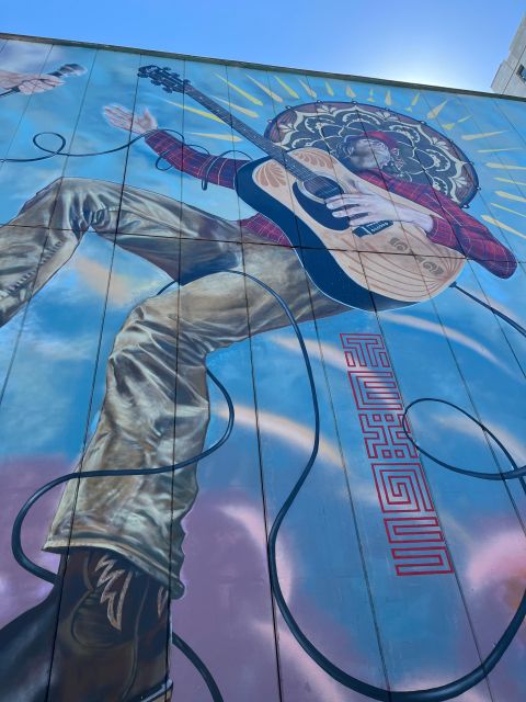 Brews & Chews Bicycle Tour - Tasting Austin: Tacos and Local Beverages