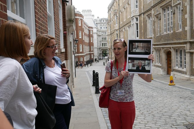 Bridget Jones Walking Tour of Locations - Physical Demands and Accessibility