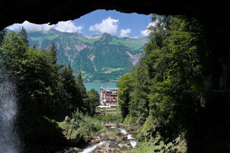 Brienz, Iseltwald, Giessbach Falls Tour - Key Points