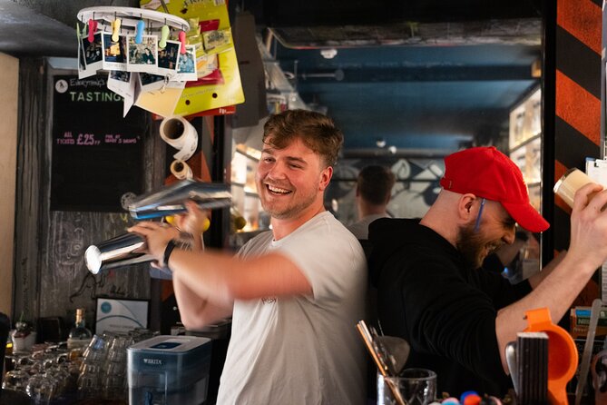 Brighton Cocktail Tours - Exploring the Speakeasy Vibe at The Lanes