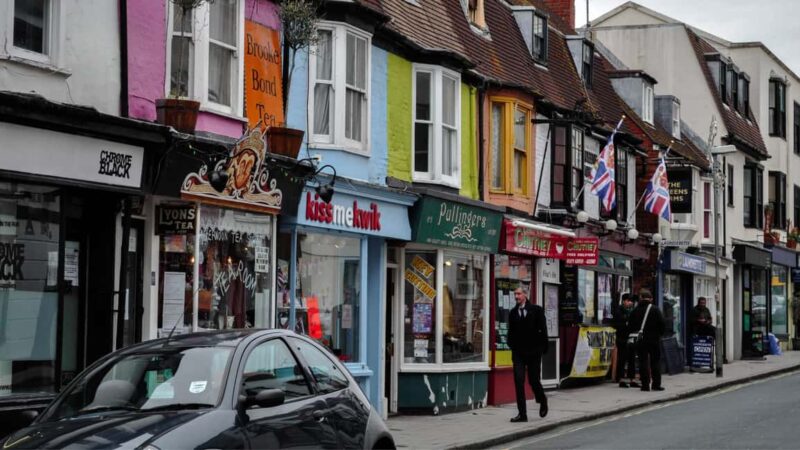 Brighton Walking Tour with a Local - Street Art and Urban Vibe Along Trafalgar Street