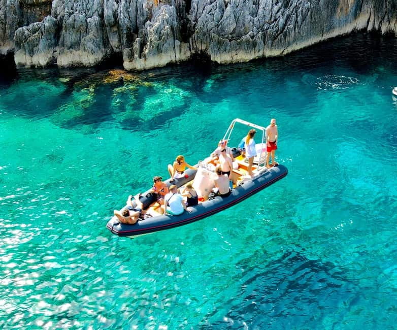 Bristan Bay Speedboat Tour Vlore - Discover the Exciting Route of the Bristan Bay Speedboat Tour