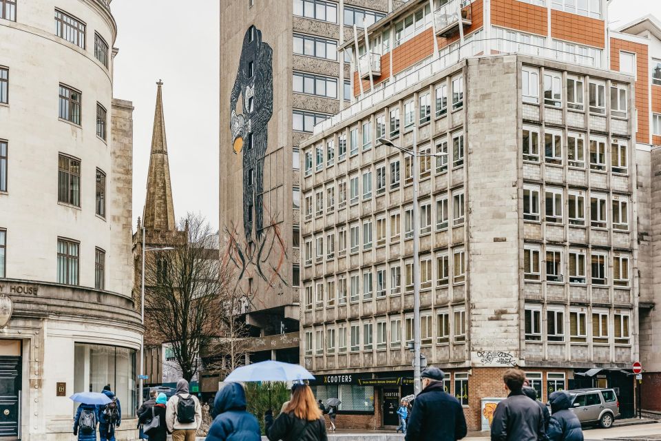 Bristol: Blackbeard to Banksy Guided Walking Tour - Artistic Spaces at Centrespace and Nelson Street
