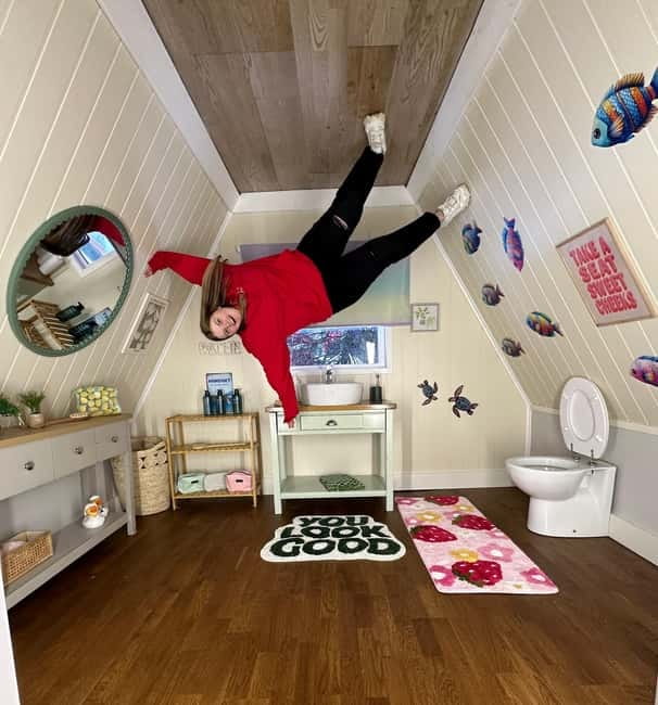 Bristol: Upside Down House Entry Ticket - Key Points