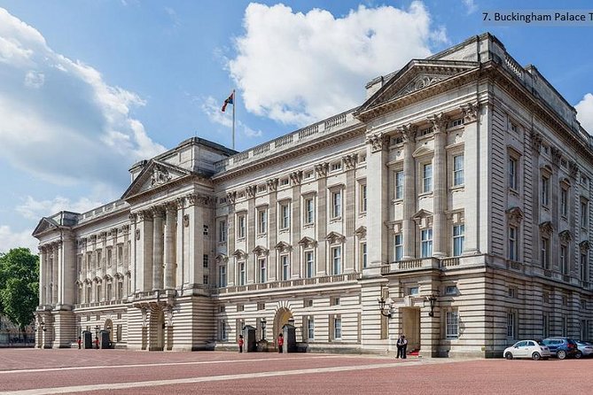 British Royal 3 Hour Walking Tour! - Admiring Horse Guards Parade and St. James Park