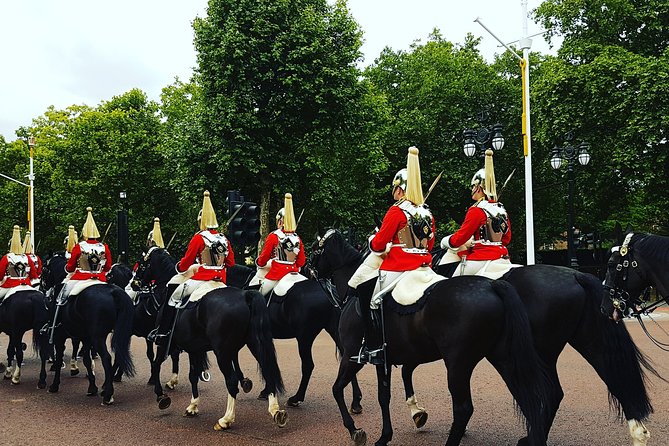 British Royalty walking tour including The Changing Of The Guard! - The Practicalities of the Tour