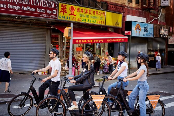 Broadway Bike Tour with Authentic Dutch Bikes! - Pedaling Through Washington Square Park’s Iconic Atmosphere