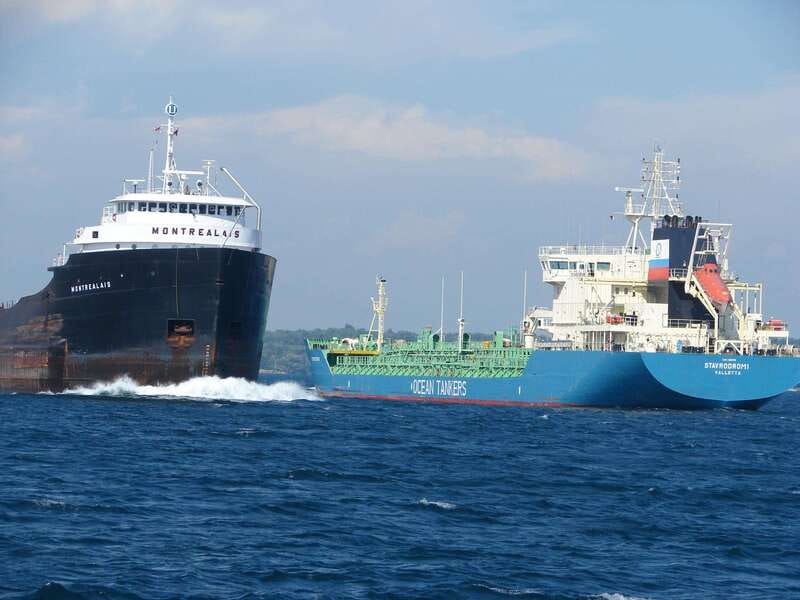 Brockville: 1000 Islands Cruise - The Charm of Brockville’s Waterfront and Cottages