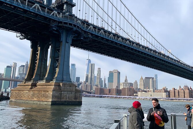 Brooklyn Art Walk, Drink Crawl, & City Views - Breathtaking City and Bridge Views from a Rooftop Lounge