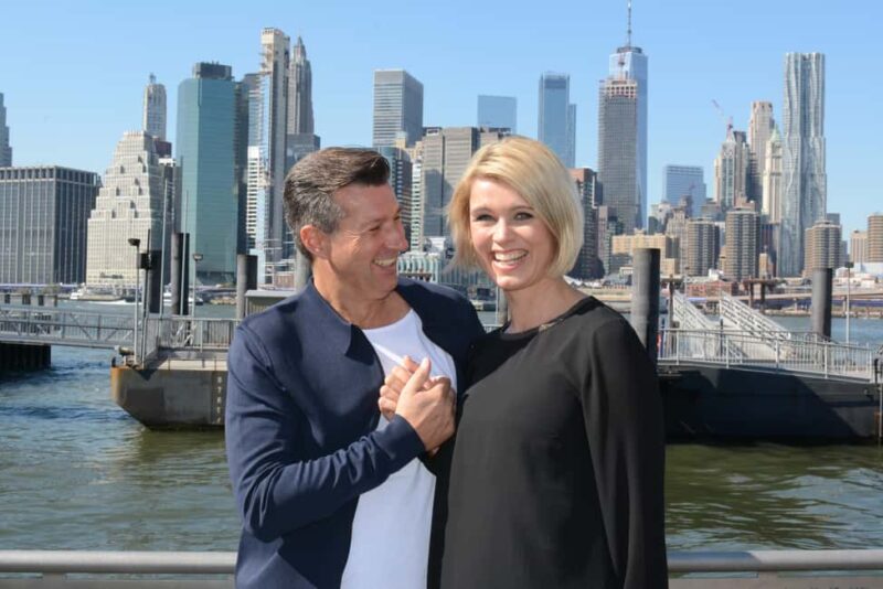 Brooklyn Bridge & Neighborhoods 2-Hour Photo Shoot Tour - Key Points