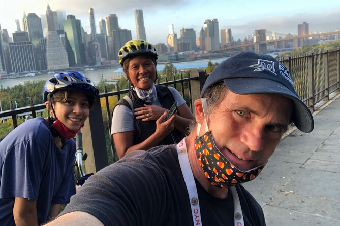 Brooklyn Bridge Waterfront Guided Bike Tour - Starting at a Central Location in Lower Manhattan