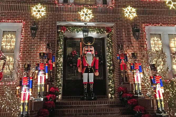 Brooklyn Christmas Lights Walking Tour at Dyker Heights - Booking, Cancellation, and Flexibility
