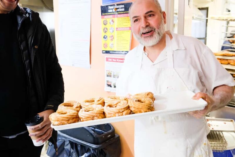 Brooklyn: Discover Brooklyn's Most Delicious Donuts With Us - Meeting the Guide and Group Dynamics