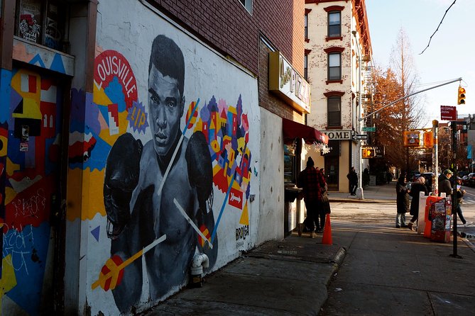 Brooklyn, NY: Echoes of the Painted Streets Exploration Game - Navigating the Route and Key Stops