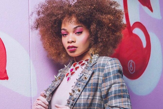 Brooklyn Vintage Shop Tour With Personal Wardrobe Stylist NYC - Extensive Selection at LTrain Vintage: Sizing and Labels Galore