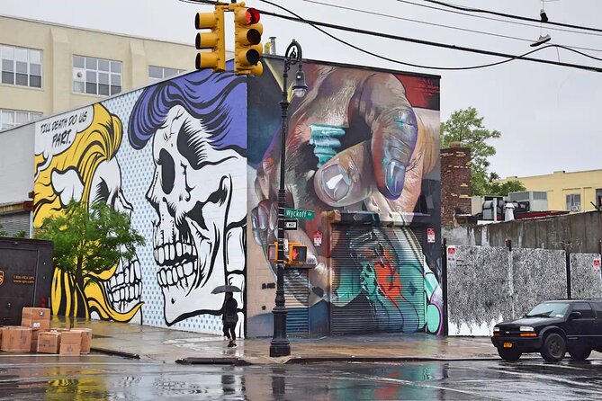 Brooklyn Vintage Shop Tour With Personal Wardrobe Stylist NYC - Personalized Wardrobe Building and Styling: Creating Your Unique Looks