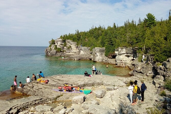 Bruce Peninsula Explorer (3 Day From Toronto) - Day 2: From Tobermory to Flowerpot Island