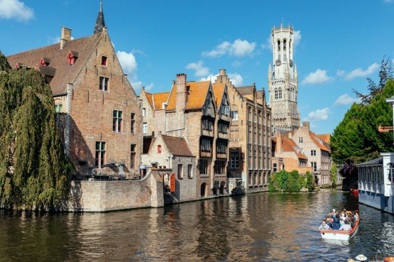 Bruges: 2-Hour Private Kick-Start Tour with a Local - Logistics: Meeting point and group size