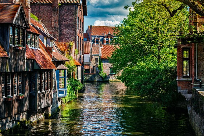Bruges Audio or Guided Trip with Canal Cruise Option from Paris - Major Landmarks Visited in Bruges